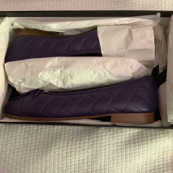 Chanel quilted CC Ballet Flats - Picture 9 of 10